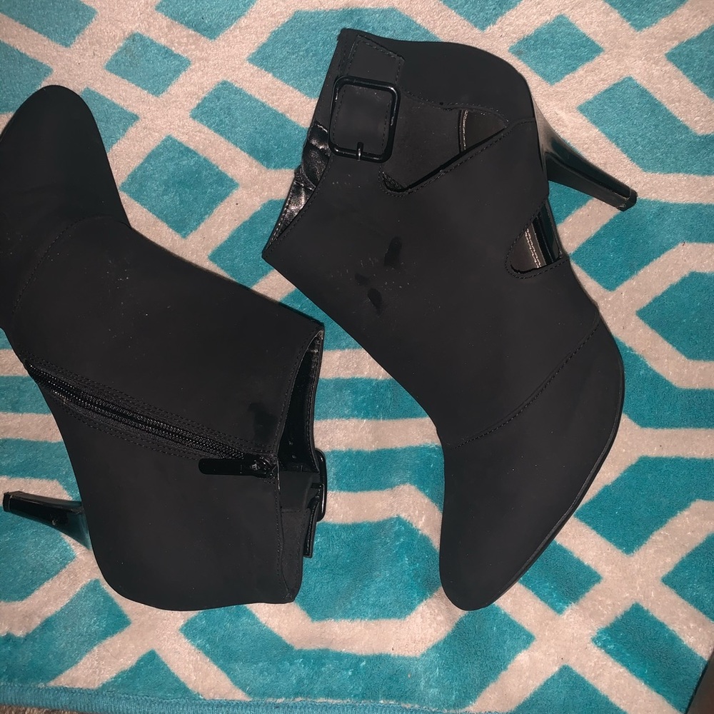 SALE‼️‼️‼️Black Heels for A Night Out